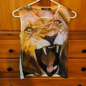 Roaring Lion tank